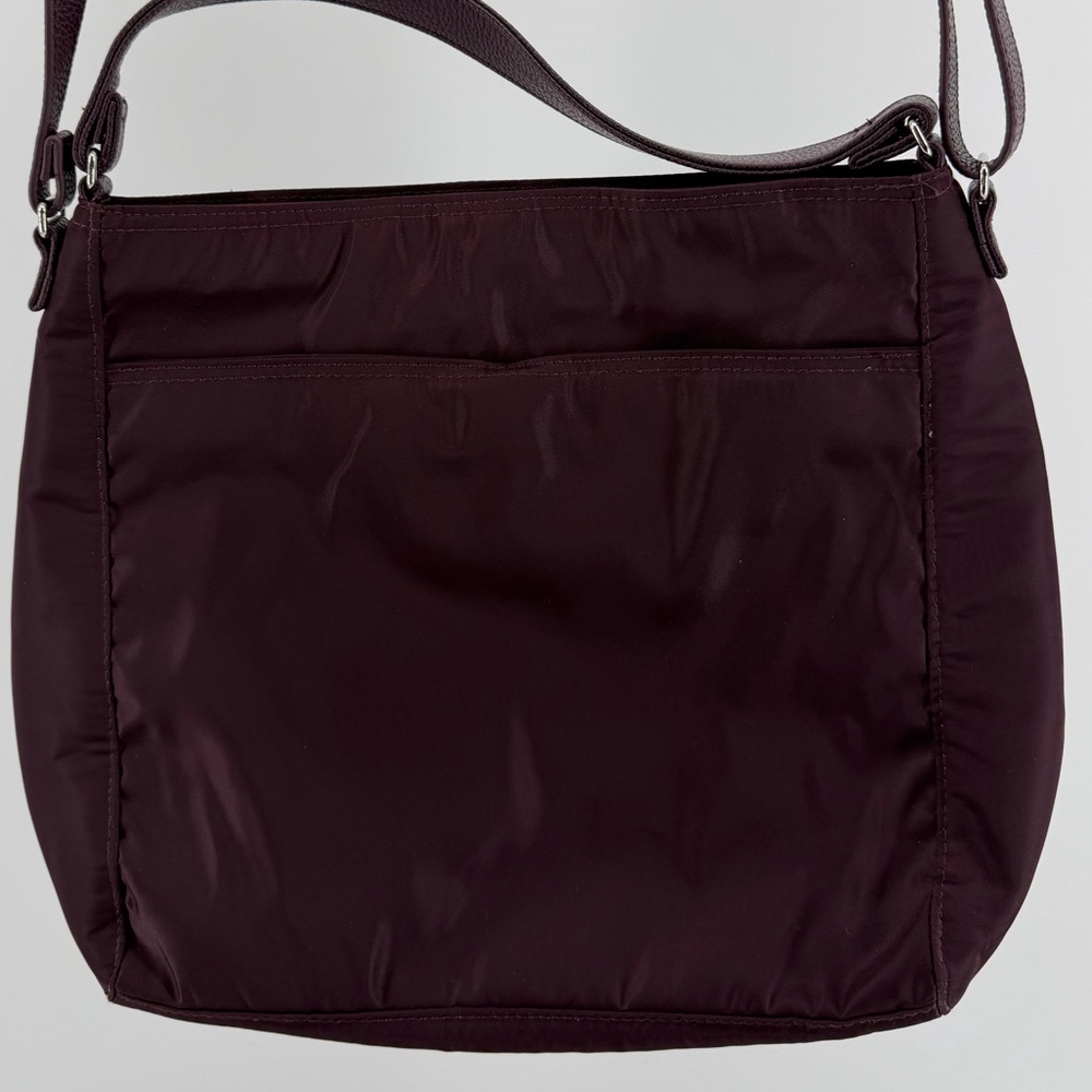 Thirty-One Everything Hand/Shoulder/Crossbody Nylon Purse Bag in Burgundy - Picture 3 of 9
